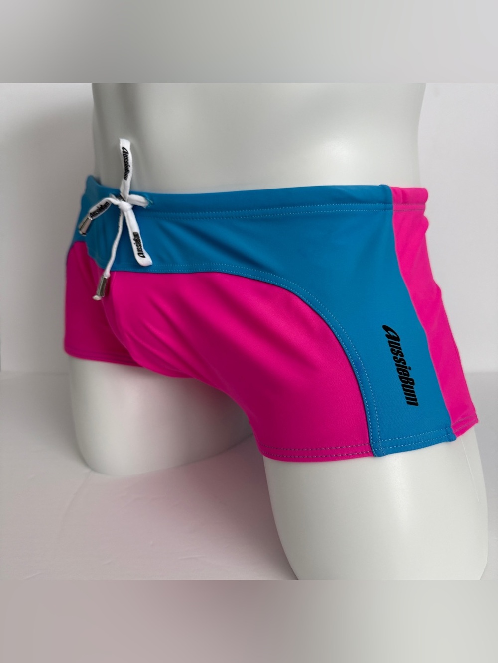 AussieBum Men’s Pink Blue Square Cut Swim Trunk Size L Made in Australia